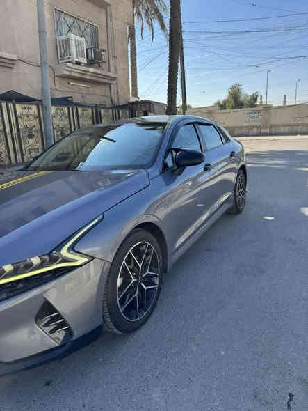 كي 5 موديل 2021 وارد أمريكي حادثها بنيد فقط بدون دواخل وبيها بالعراق جاملغ خلفي صبغ أثر شخوط فقط فول مواصفات من عدا البانوراما ماشيه 80 الف جاهزه للأخير محرك 1600 تيربو هزه سنويه ورقم جديد شرط التحويل السعر 163 بيها مجال *********** بغداد العامرية شارع العمل الشعبي
