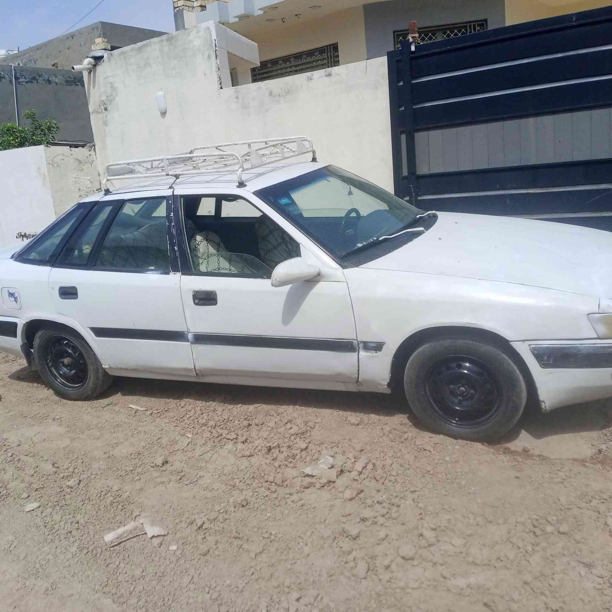 اسبرو للبيع كلشي مابيه للاستفسار *********** سعر 13وبيهة مجال مكان ابوغريب شهداء
