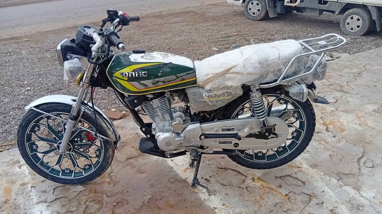 سولنك موديل 24وضع ابلادي
كله شغاله كهربائيّات

سعر خاص مفتوح

المكان ازاب قريه شميط 

***********
