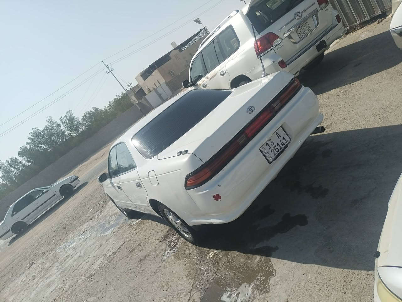 السلام عليكم سياره مارك نفخ محرك ونجي السياره كفاله من الكص والنقل الجثه. ولعيب الشرعي السياره كلشي شغال بيه التبريد ثلج تخم تاير جديد حداديه جديده السعر 65   المكان الزبير ‏‪***********‬‏
