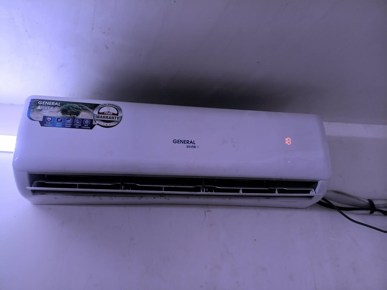 سبلت للبيع طنين جنرال سلفر مستعمل سعر ٣٥٠ بغداد حي جهاد  [***********]
