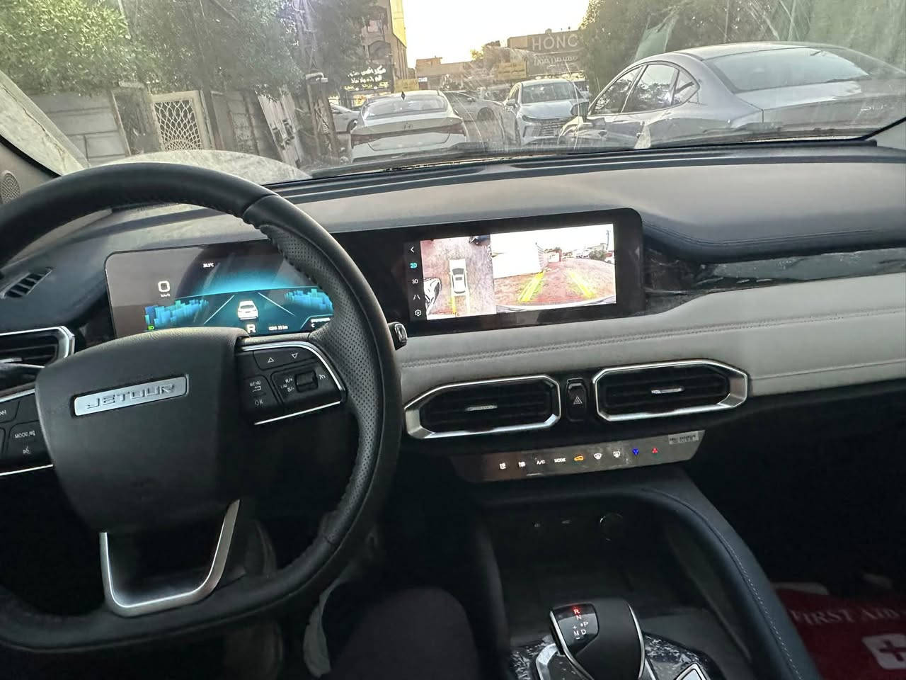 جيتور x50 لكجري زيرو صفر كيلو متر مرقم 
وجاهز باسمك تصير موصفاتها كامرات ٣٦٠ فتحة سقف وباقي الامور معروفة السعر ٢٣ مليون صافي بدون دلالية ولاشي وبي مجال شوية المكان سيدية حي الاعلام ***********
