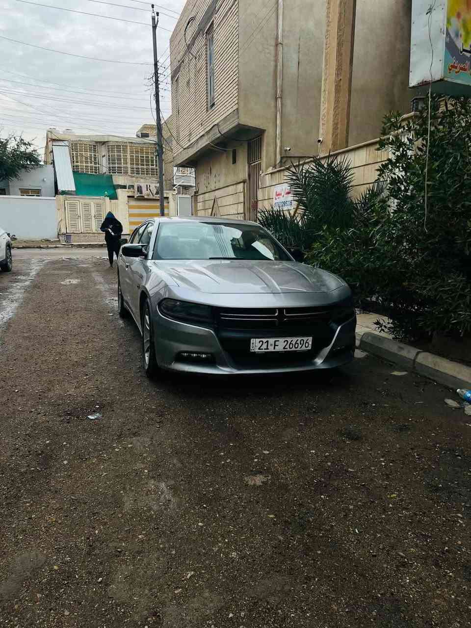 السلام عليكم شباب جارجر 2016 كندي مكفول فقط بارد بيه مبين بصوره عداد سرعة 260 ماشيه 230 كيلو حقيقي رقم سليمانيه باسمي بيع او مراوس بجارجر هيمي او اوباما العنوان الناصريه مركز مدينه الرقم (***********)
