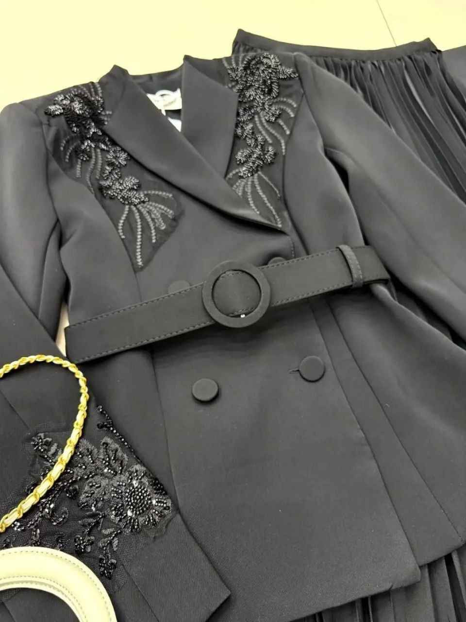 سعر٥٠  الف

قياس 38الئ 48
توصيل5 الاف بغداد, العراق


**إذا كنت صاحب هذا الإعلان وتريد حذفه لأي سبب، رجاءا أرسل رسالة إلى الدعم الفني**