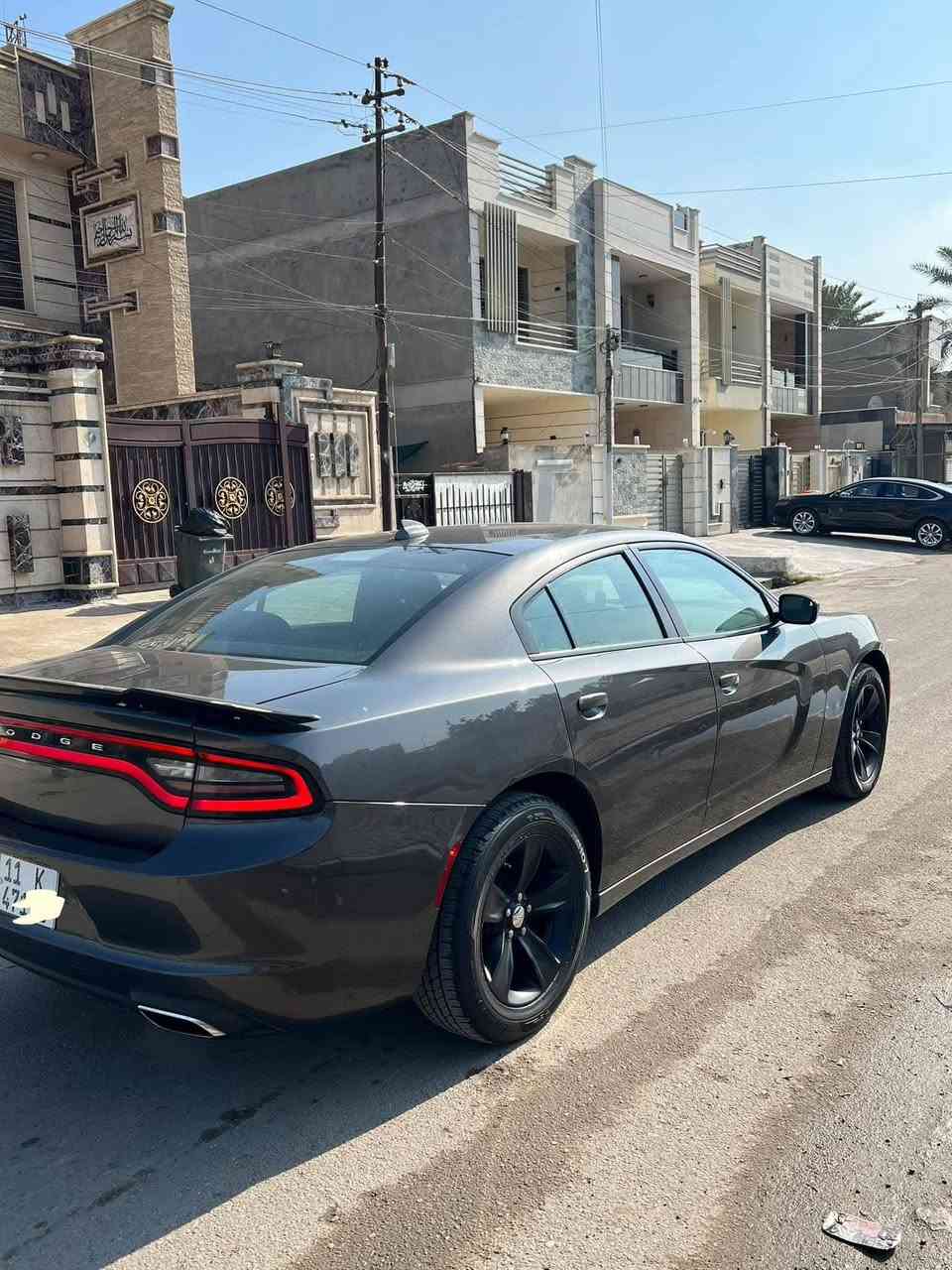 السلام عليكم جارجر للبيع مديل 16 اصل رقم بغداد باسمي حره  سيارة مكفوله من الحادث وضربه وصبغ داخله كلين من امريكا السيارة على وضع شركه بس عندي شخوط صارت باب العبري صدر السعر 189 وبيه مجال قليل 
المكان ذي قار مركز  وهاذ رقمي ***********
