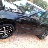 جيب موديل 2008رقم بغداد باسمي صبغ عام بدون كلبة او جفية حادث الوارد جا...