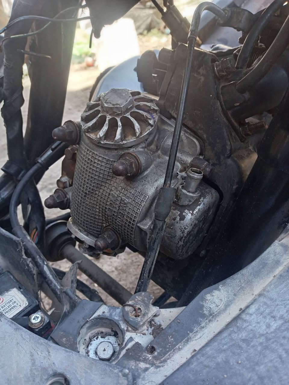 للبيع او مراوس وانطي فرق دراجه ماكس منغولي  120 شغاله بس من دوسلها ترتر
بيها تزويد دبلات رياضي اصليه وكلجات رياضي اصلي و
 قباقه مال كور رياضي دراجه تجفيت جديد 55 سعر 200
مكاني الحسينيه مال الراشديه
شراي خابرني ***********
