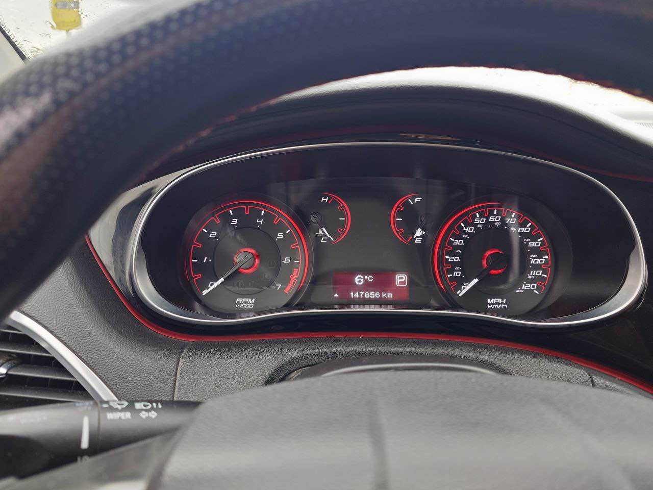 دۆج دارت ٢٠١٦
گێڕ ئۆتۆماتیک 
مەکینە ٢.٠ بێ تۆربۆ 
٢ پارچە بۆیاخ بۆنیدو دەرگای سەکن بێ ناو ئیرباگیش بەشەرت
تازە پۆڵیشو قەڵەمکاری کراوە تازە کامل سێرڤس کراوە و تایەی تازە بۆ بەستراوە هەموو گیانی بەشەرت سعر 89مجال
*********** السليمانية, العراق
