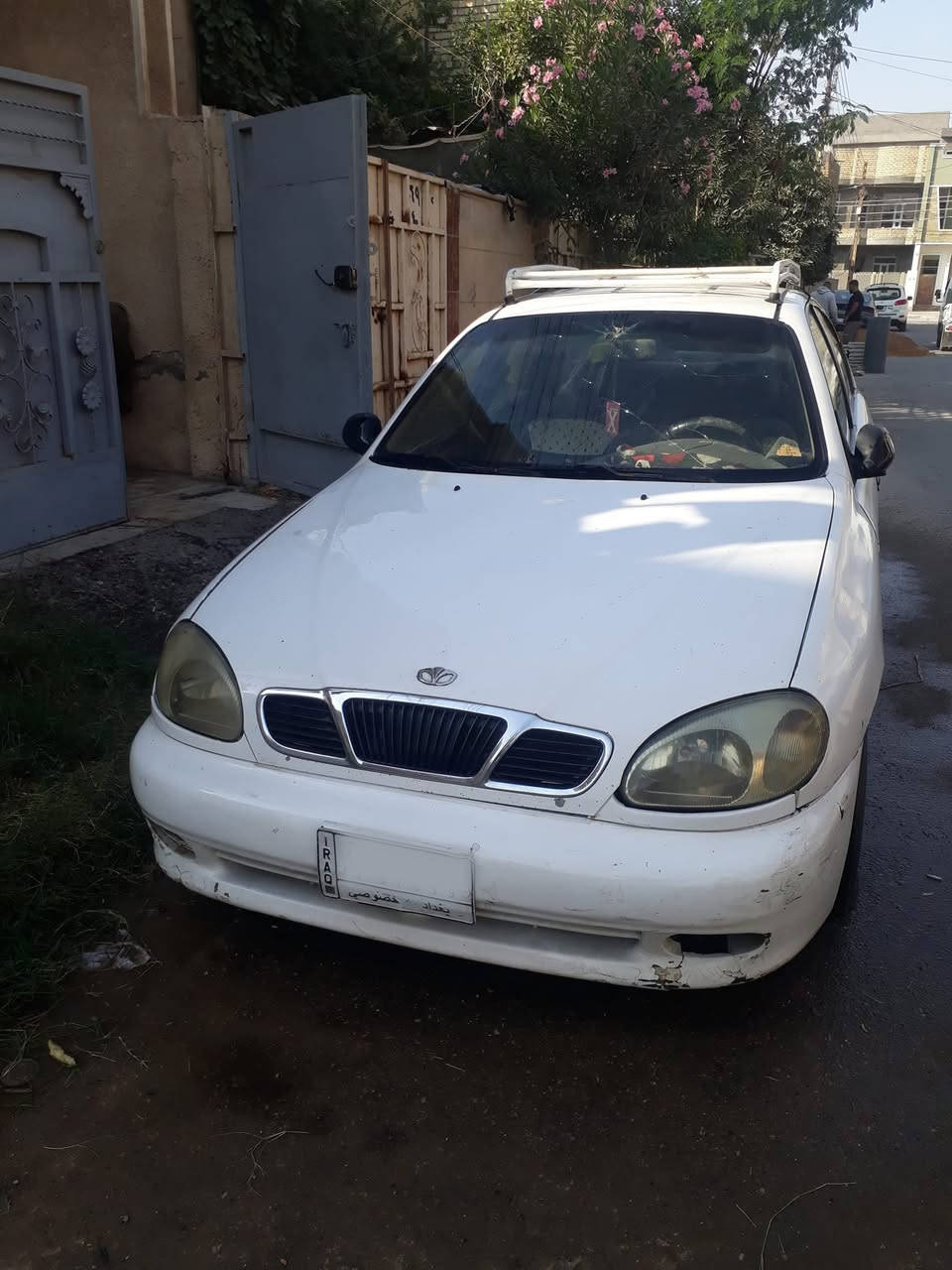 تحياتي للجميع و لمنشيء الكروب ..

عندي لانوس 1999 كير اوتوماتيك 

شغاله وبحاله جيده .

رايدها بــ 35 

تلفوني .. (***********) . واتساب 

مكاني بغداد الحسينية .
