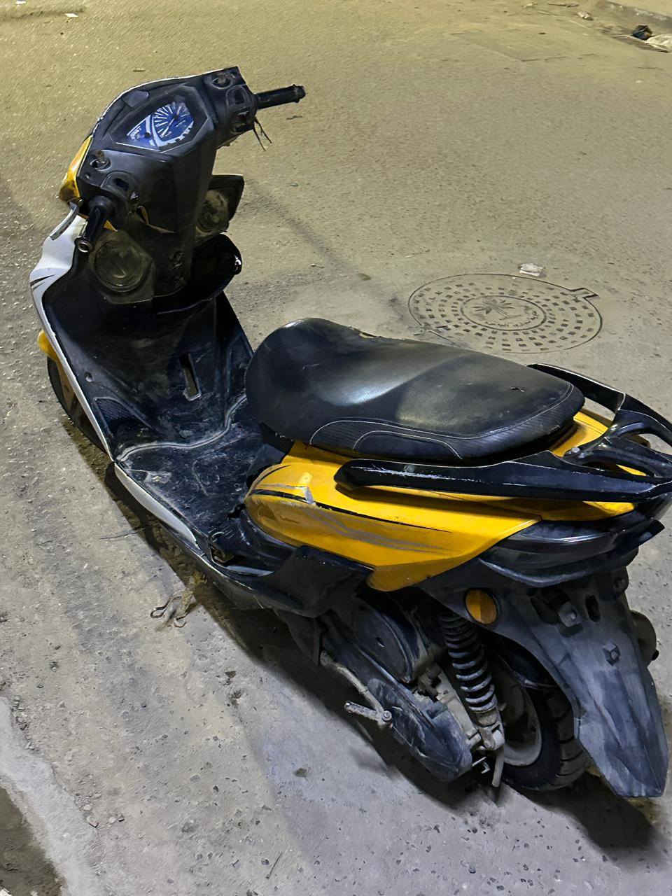 للبيع دراجه سكنس صيني شغاله مابيه شي مكاني الهوير***********قيم بما يرضي الله وخذه
