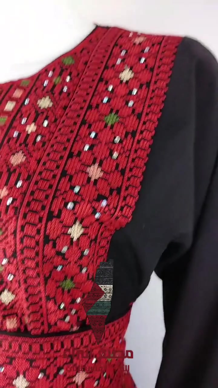 ✨ لأن التراث حكاية، وكل غرزة فيه نبضة وطن.. ✨تألقي بعبق التاريخ والأصالة مع [مصنع البراء ]!نقدم لكِ تشكيلة فاخرة من الأثواب الفلسطينية التراثية والعصرية، المصنوعة بحب وعناية لتناسب كل مناسباتك وتزيدي من إطلالتك سحراً ورونقاً 🌿.🧵 لماذا أثوابنا مميزة؟تطريز يدوي دقيق يعكس عراقة المدن والقرى الفلسطينية 🌺.خامات عالية الجودة تضمن لكِ الراحة والأناقة معاً.تشكيلة متنوعة تجمع بين أصالة الماضي وجمال الحاضر.👗 اكتشفي مجموعتنا الجديدة واختاري ثوبك الذي يشبه هويتك!📲 طريقة الطلب والتواصل:يمكنكِ مراسلتنا عبر رسائل الصفحة
العنوان: [كرداسه بني مجدول بجوار مسجد الحمزة ]
🚚 يتوفر لدينا خدمة التوصيل لجميع المحافظات مصر والعالم !#الثوب_الفلسطيني #تراث_فلسطيني #تطريز_فلاحي #هوية_وطنية #فلسطين #أزياء_تراثية #[#مصنع_البراء]


**إذا كنت صاحب هذا الإعلان وتريد حذفه لأي سبب، رجاءا أرسل رسالة إلى الدعم الفني**