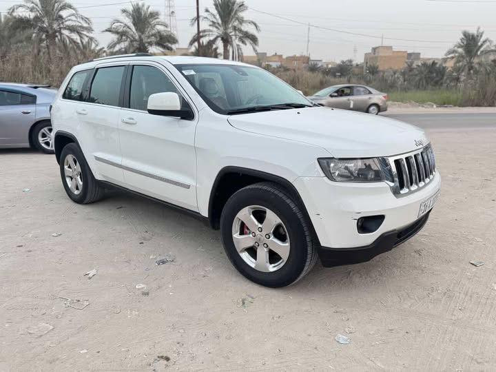 جيب لاريدو 2011 رقم قادسية انكليزي الجديد وارد كندي مكفولة ضربة وتبديل وصبغ عدا رش باب السائق اثر طخه بسيطه سيارة جديده ونضيفه استخدام شخصي مواصفات ويل كب نيكل 18 شاشه قلاب كشن جلد +كهربائي لايت عدسه زنون اصلي بصمة ابواب محرك 3600 قطعتين تبريد جاهزه محرك كير تخم تايرات 
السعر 158 وبيه مجال 

الناصريه سوق الشيوخ


**إذا كنت صاحب هذا الإعلان وتريد حذفه لأي سبب، رجاءا أرسل رسالة إلى الدعم الفني**