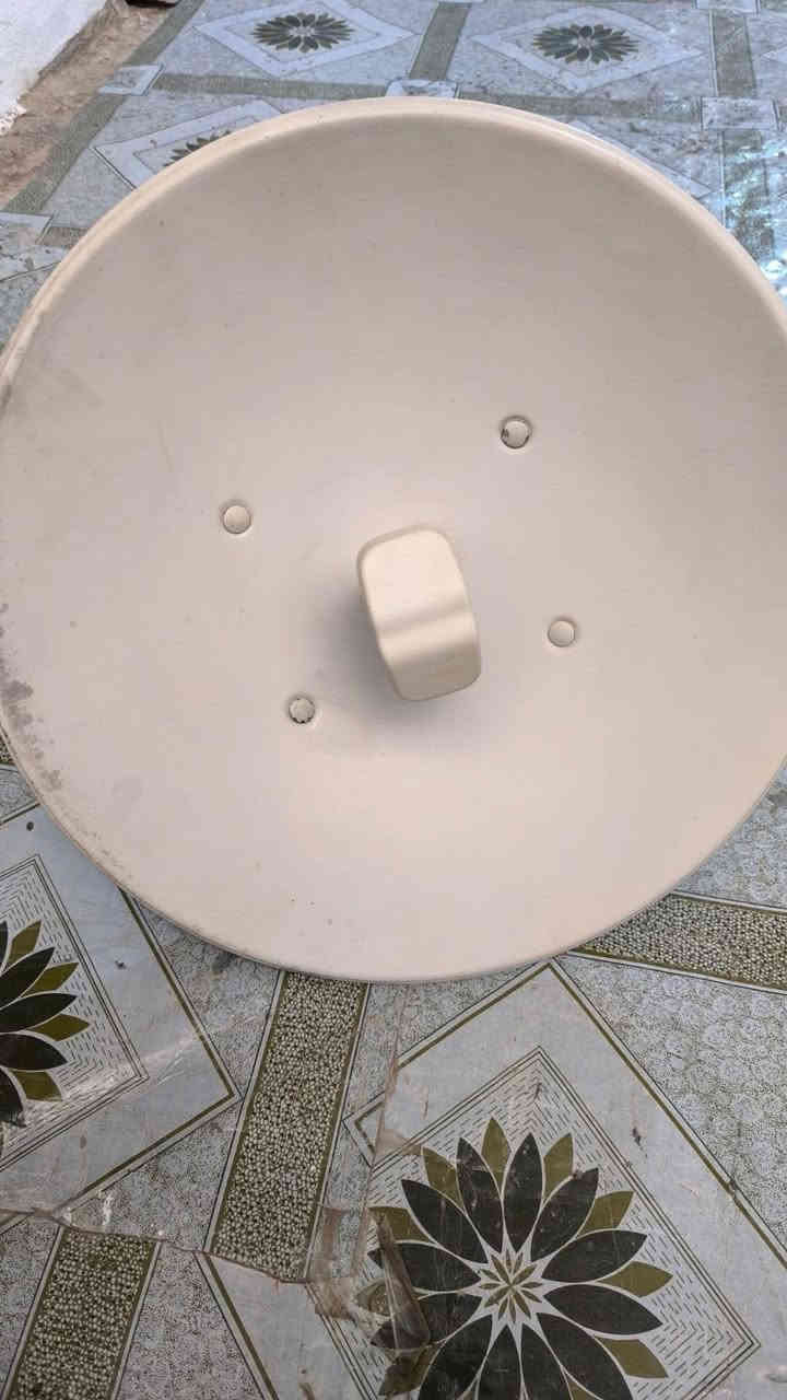 للبيع منظومة نت نانو وراوتر ومحول كاملة نظيفة كلش للبيع السعر ٩٠ مكاني حله ***********
