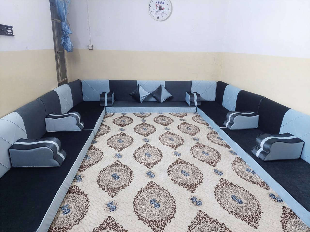 مد.عربي جديد غير مستعمل اسفنج ضغط ١٢ سم في اربيل للبيع تواصل واتس او خاص
***********
