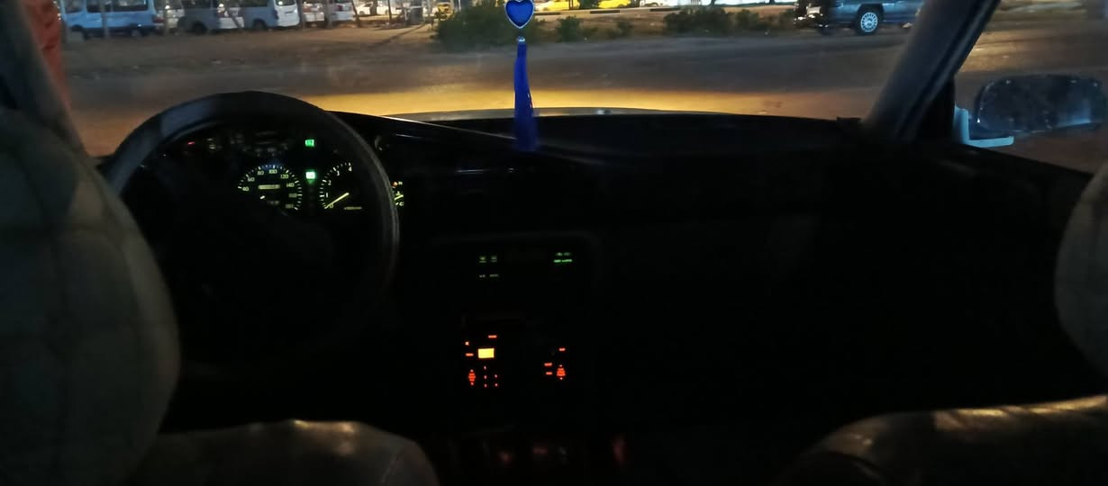 سلام عليكم مارك فلات موديل ٩١ مكينه كير مكفول حديد وصط مكينه ونجي رقم كربلاء سنويه صاقطه بل 2023 السعر : ٣٣ وبيهه مجال مكان السياره كربلاء طوريج ولشراي بي خير ويدلل هذا رقمي : ***********
