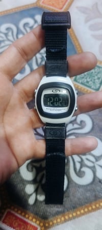 أورينت • مقاومة للماء ركوب أمواج • عداد تنازلي