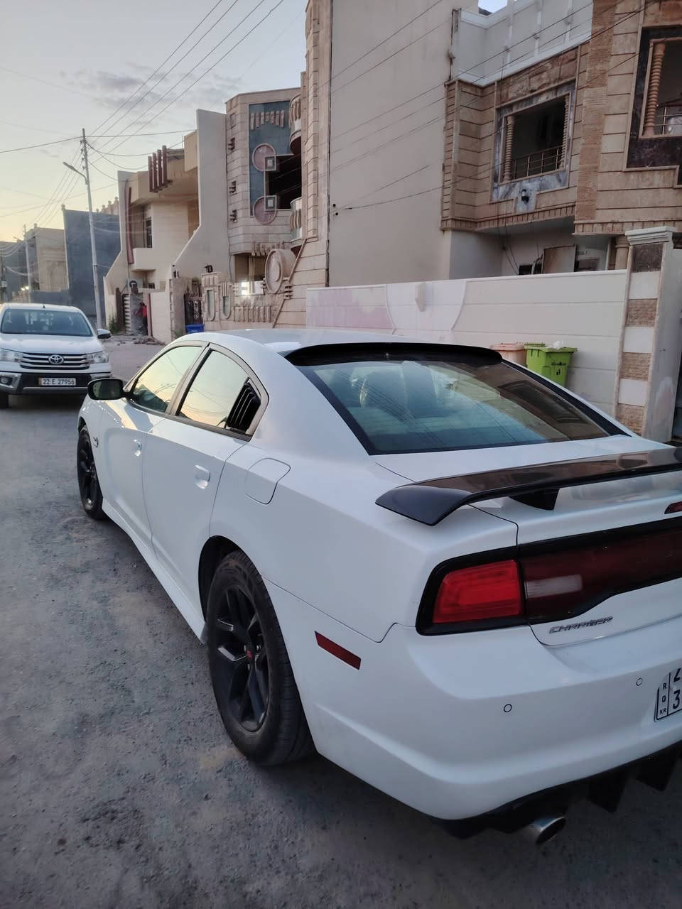 السلام عليكم ورحمة الله وبركاته
جارجر ٢٠١٤ ادوات كص جنطه

محرك هيمي ٥٧٠٠......٨ سلندر 

وارد خليجي داخل بيجي عداد ٢٦٠

فول مواصفات فتحه جلد كهرباء هيترات

ستيرن شفتات وكهرباء ذاكرت كشن

شاشات اس ار تي

اكزوزات رياظي صوتهن يخبل 

مرايه قلاب وهيتر وترحيب ونقطه عمياء

محرك كير بلكارتون مامدوده عليه سبانه

صدر وتخم تاير ويل كب مشدودات جديد

نظام صوت يخبل Alpine 

كشر وداخل احلى من صور 

تبريد ثلج سياره جاهزه برغي مناقصها

مكاني تكريت

سعر 63 وبيها مجال

يرهم بيع او مراوس 

للاستفسار ***********

***********
