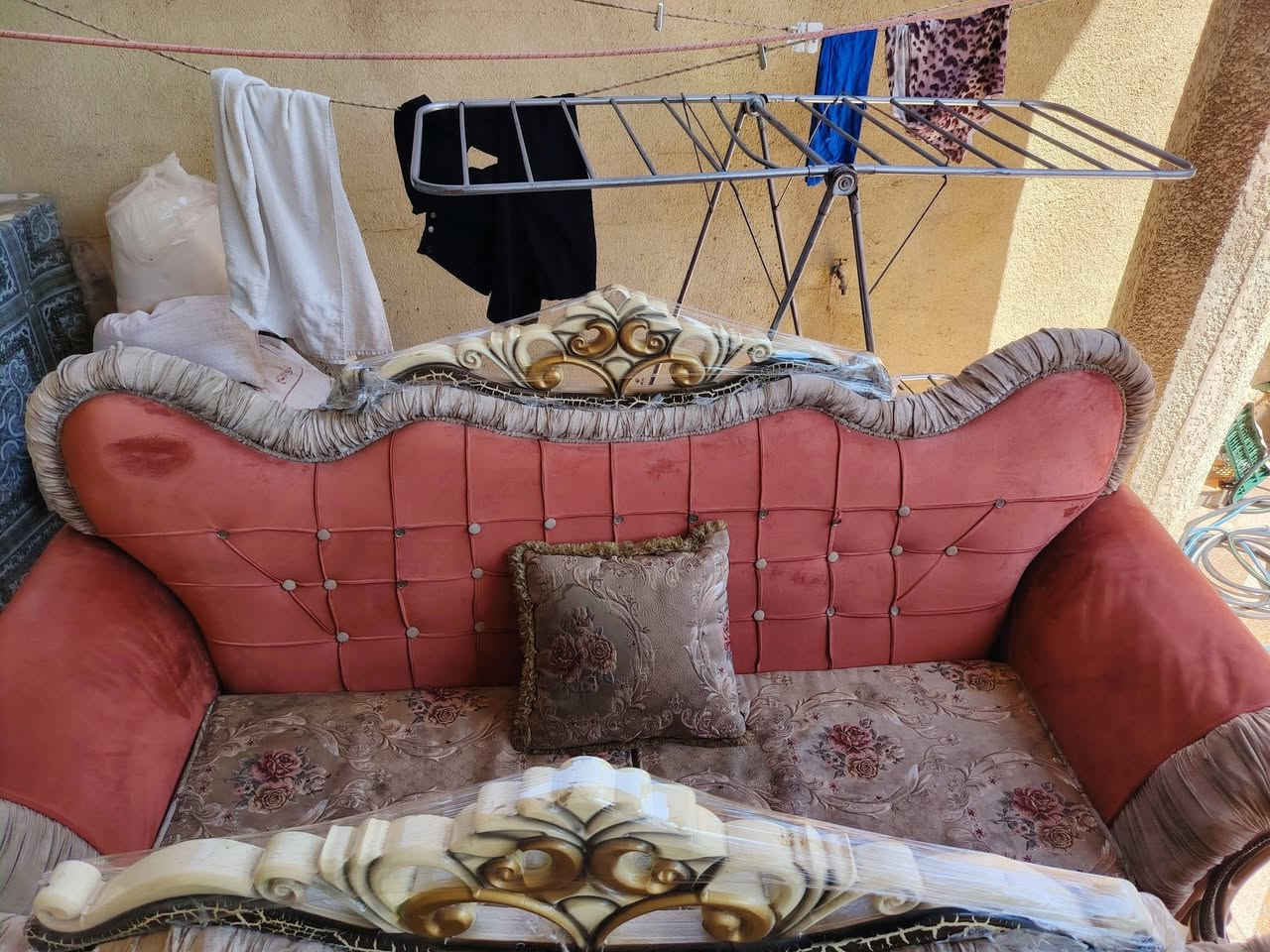 السلام عليكم ورحمة الله وبركاته
🔹 تخم للبيع 🔹
تخم لون خمري مائل ، مستخدم استخدامًا قليل  جدًا ونظيف، بحالة جيدة جدًا. بدون اي فطر وكسر 
✅ مع 3 كوشات  🎁 وهدية مجانية
💰 السعر: 325 ألف دينار 📍 الموقع: قضاء بلد – الطاقة
للاستفسار التواصل   ***********
والله ولي التوفيق.
