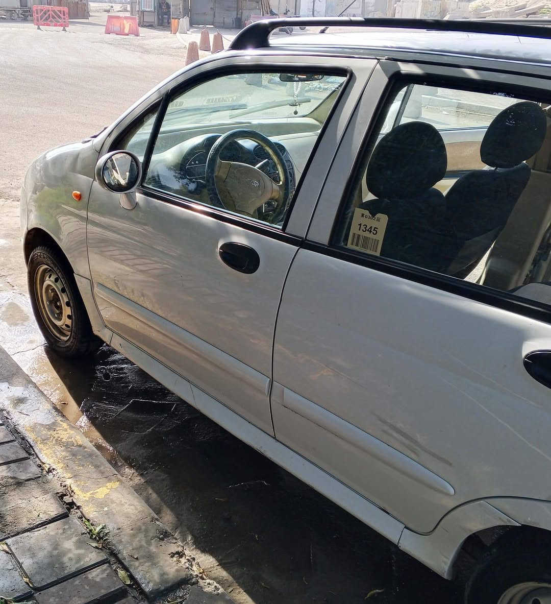 سيارة كيو كيو
السلام عليكم سيارة كيوكيو موديل 2013 للبيع سيارة كاملة مكملة اي نقص ما بيها مكان بغداد وللاستفسار اكثر الاتصال بالرقم ‏‪***********‬‏
