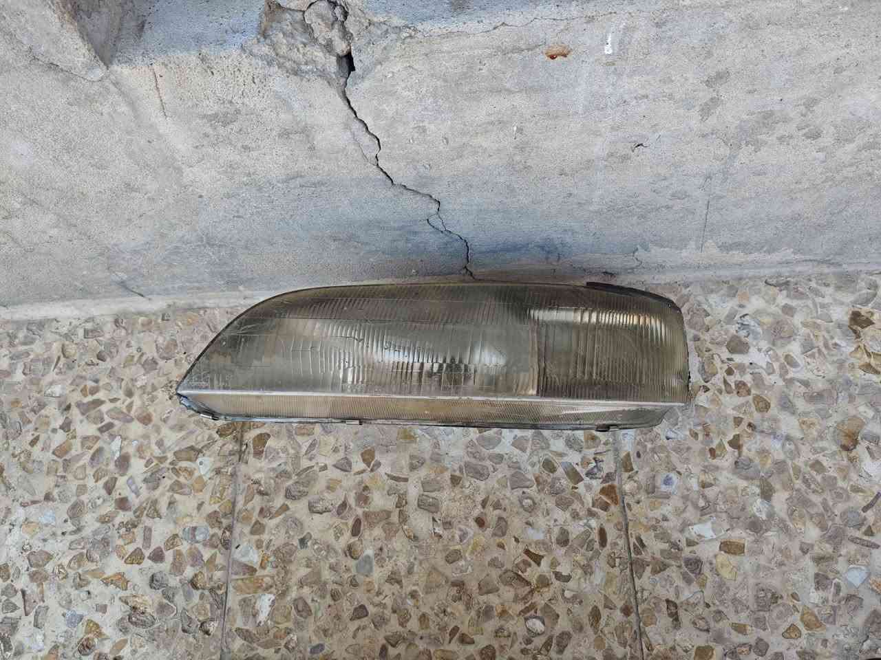 سلام عليكم هورن سيدان الاصلي الفيشه حمره مرايه اصليه تك واحد الايت مسطره جام كامله الاصليه كلهن شغالات سعر الكلي 100 الف مكاني كربلاء  ***********
