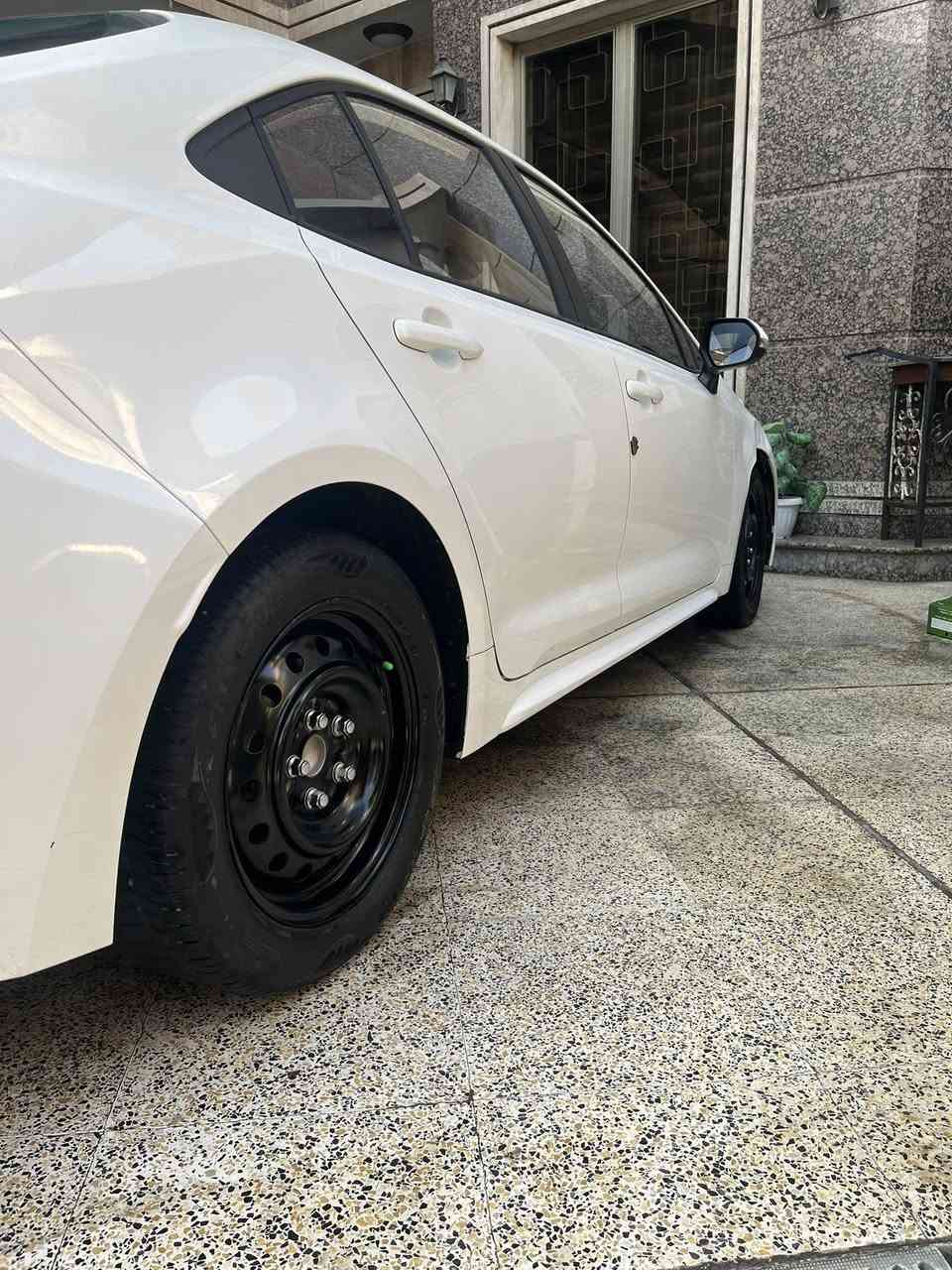 كورلا 2025 فول ماعدا الكشنات ماشيه 40 الف
وارد الصين
بيها فقط هاي طخه جاملغ  خفيفه بعدني ممسويها ولباقي مكفوله
وعليها 500 الف غرامات 
مكاني بغداد 
***********
