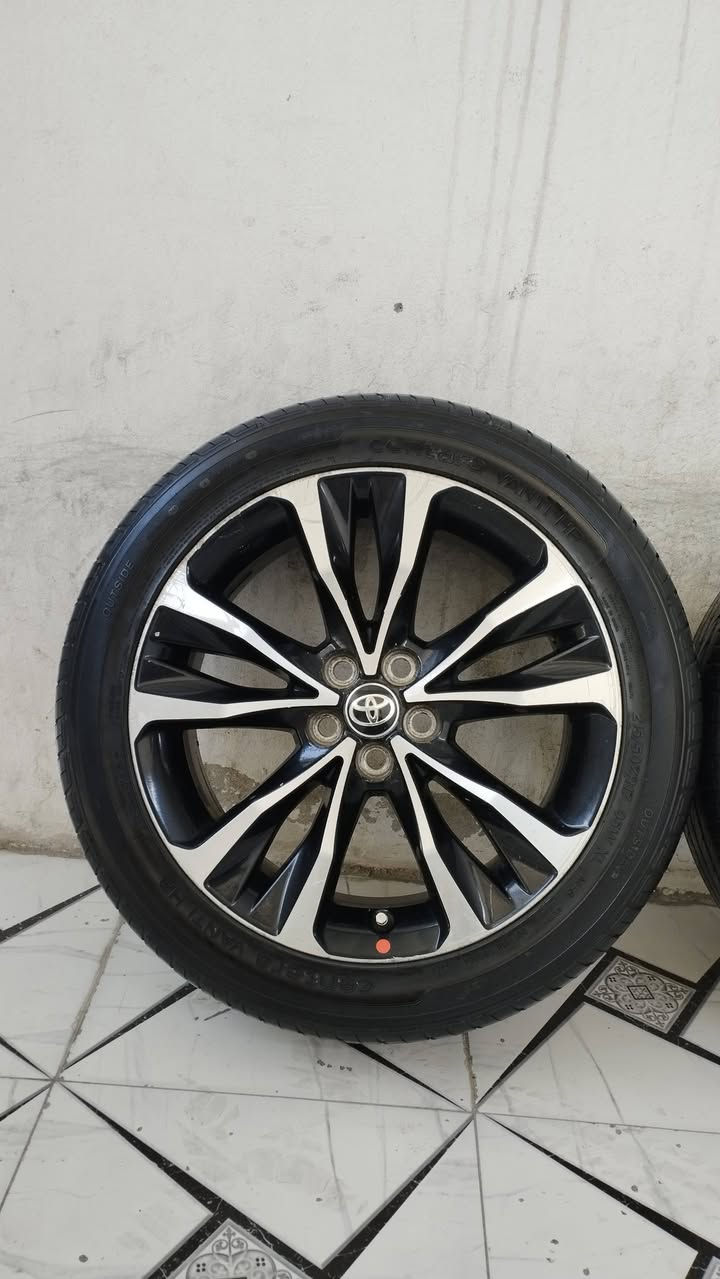 اسلام عليكم اخوان واصل وجب جديد سعر مناسب 350 الف طخم ويل تايرات كورلا موديل 2019SE حجم 17 شريكة أصلي كندي لا عواج لا كسر لا لحيم لا صباغ طخم تايرات 215/50/17سعر طخم 350 الف عنوان كركوك قادسي أو لا يم نادي سولاف رقم موبايل اسيا بي واتساب *********** ***********
