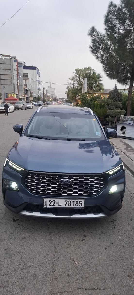 فورد تريتوري للبيع 2023 ضمان شركة القاصد ماشية 44 km فول مواصفات200 تفاصل ***********
