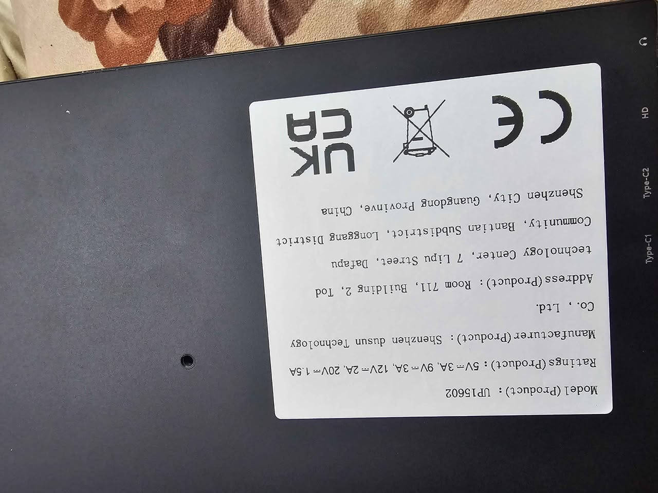 للبيع: شاشة محمولة (Portable Monitor)
​المواصفات التقنية:
​الموديل: UP15602
​الشركة المصنعة: Shenzhen dusun Technology Co., Ltd.
​الطاقة (المدخلات): 5V-3A, 9-3A, 12V-2A, 20V-1.5A
​المنافذ المتاحة: Type-C (C1, C2)، ومنفذ HD
​المحتويات: الشاشة مع كامل ملحقاتها ودليل المستخدم الأصلي داخل الصندوق. النجف, العراق


**إذا كنت صاحب هذا الإعلان وتريد حذفه لأي سبب، رجاءا أرسل رسالة إلى الدعم الفني**