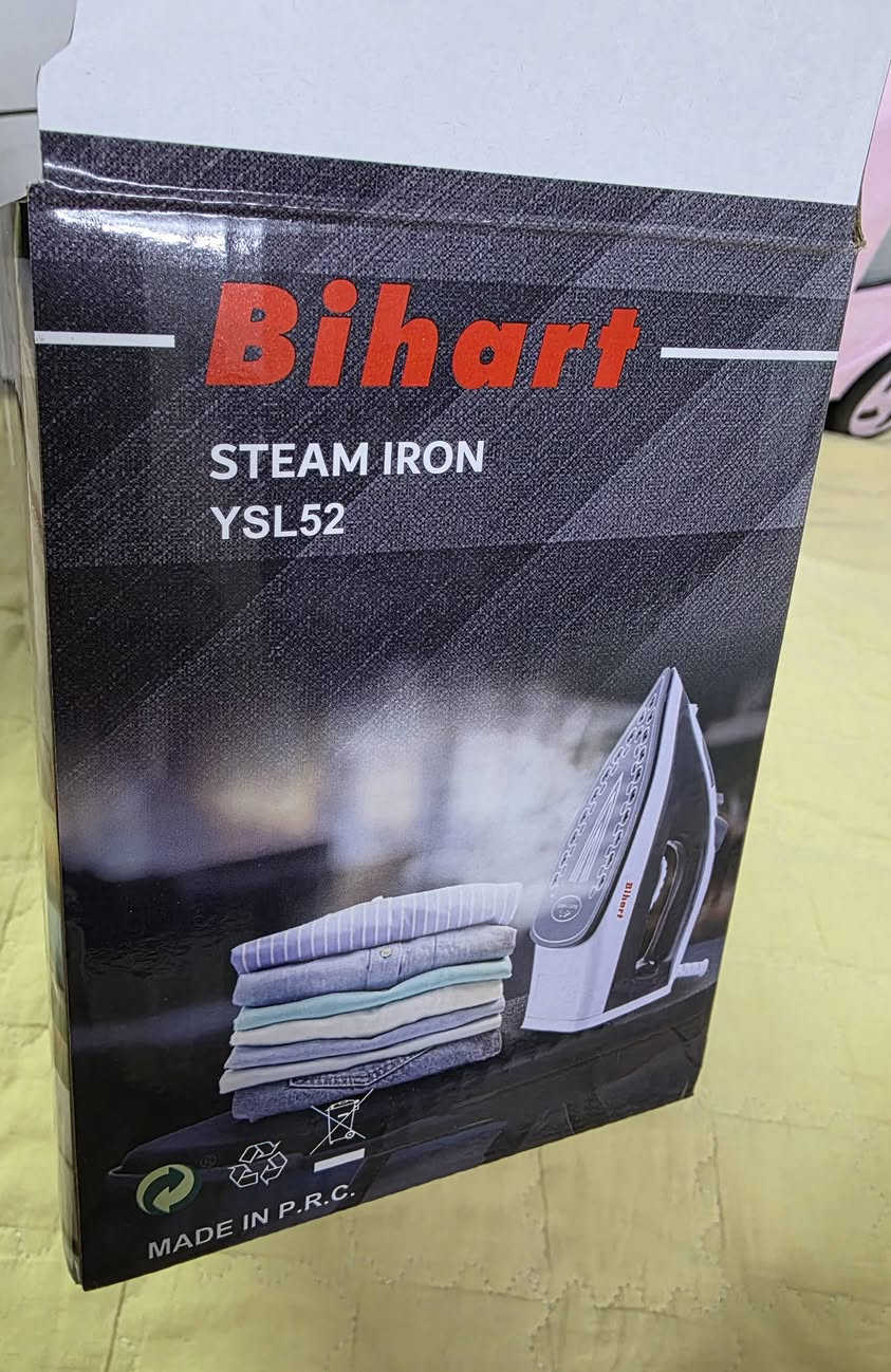 هذه مكواة بخار من Bihart. 
القوة: 1400 واط.
سعة خزان المياه: 170 مل.
دفعة البخار: 50 جم/دقيقة.
الميزات: قاعدة غير لاصقة.
السعر ١٣ بس عروووض
@إشارة 
#للجميع


**إذا كنت صاحب هذا الإعلان وتريد حذفه لأي سبب، رجاءا أرسل رسالة إلى الدعم الفني**