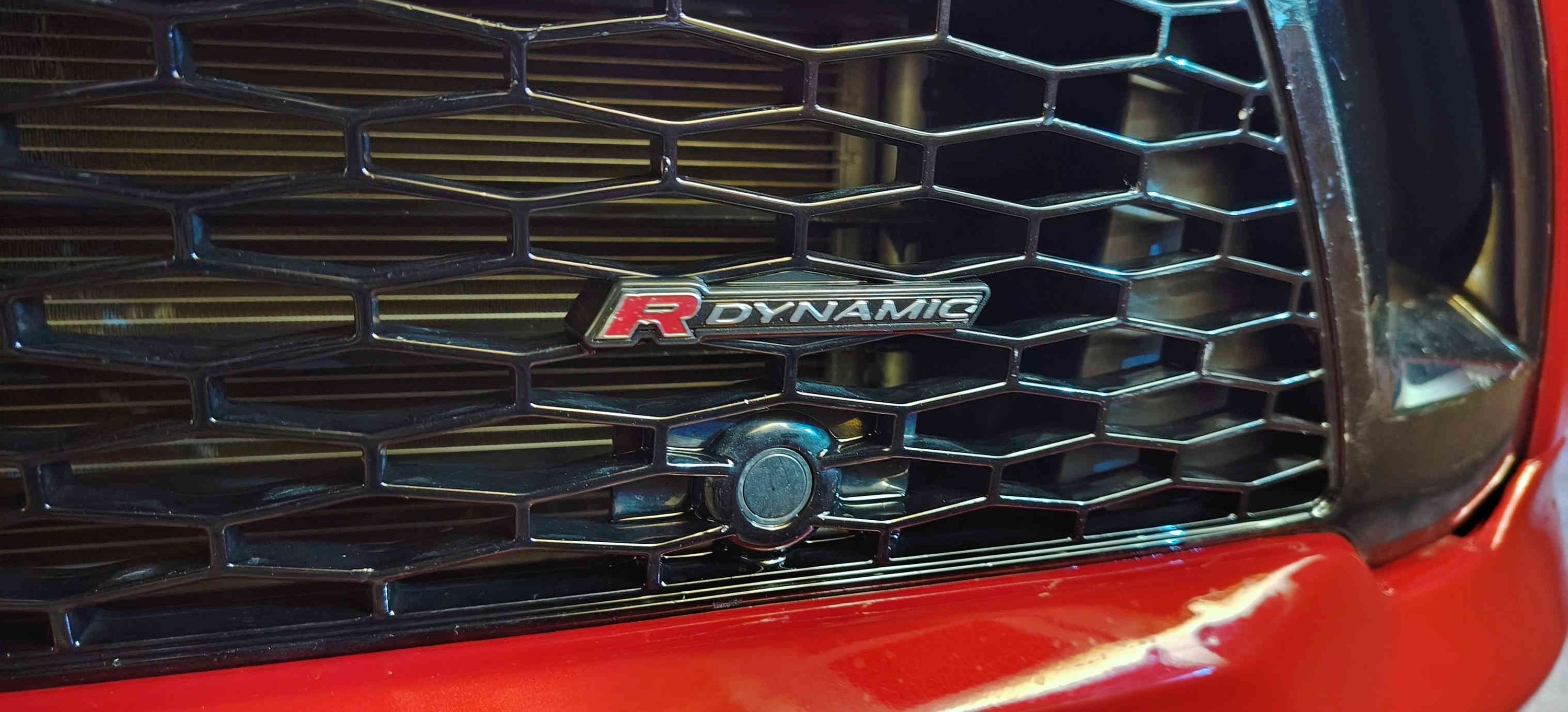 سلام عليكم
لاند روفر ديسكفري سبورت 2023  أمريكي
السيارة فول مواصفات واحد على واحد 
لاند روفر ديسكفري سبورت اس أي آر ديناميك 
المواصفات 
سقف بانوراما 
السيارة أحمر تو كولر
فور ويل 4x4
دخول ذكي
ترحب 
اشاير بالمري 
ثلاث قطع تبريد 
كشنات جلد 
كشنات كهربائي 
خمسة راكب 
داخل أبيض 
إنارة داخلية(متغير الالوان) 
داخل السيارة بالكامل لمس 
شحن واير ليس 
حساسات أمامية و خلفية 
توقف ذاتي 
ناطق صوتي 
مرايات شفط فول تحكم 
مثبت سرعة 
سستم سماعات مردان 
صندوق كهرباء 
محرك 4سلندر تيربو 
وضعيات قيادة الديناميك 
وغيرها الكثير من المواصفات 
مكان السيارة بغداد 
بدون رقم (تترقم جميع المحافظات) 
الحادث تبديل جاملغ أصلي وشبر بالنيد فقط لا غير 
للاستفسار على الرقم التالي 
 ***********
السعر 320$$$
