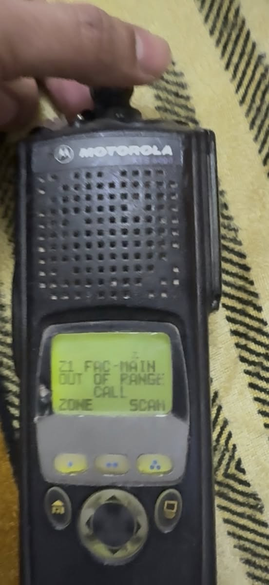 سعر بما يرضي الله
Motorola XTS 5000
Model: H18QDF9PW6AN
البطارية منتهية قاعدة الشحن و الشاحن موجودة  

* نسخة احترافية نادرة قابل للبرمجة
* يدعم ASTRO Digital / P25
* نسخة احترافية حكومية/مؤسسات
* يحتوي Flashport Features
* ليس نسخة اقتصادي


**إذا كنت صاحب هذا الإعلان وتريد حذفه لأي سبب، رجاءا أرسل رسالة إلى الدعم الفني**