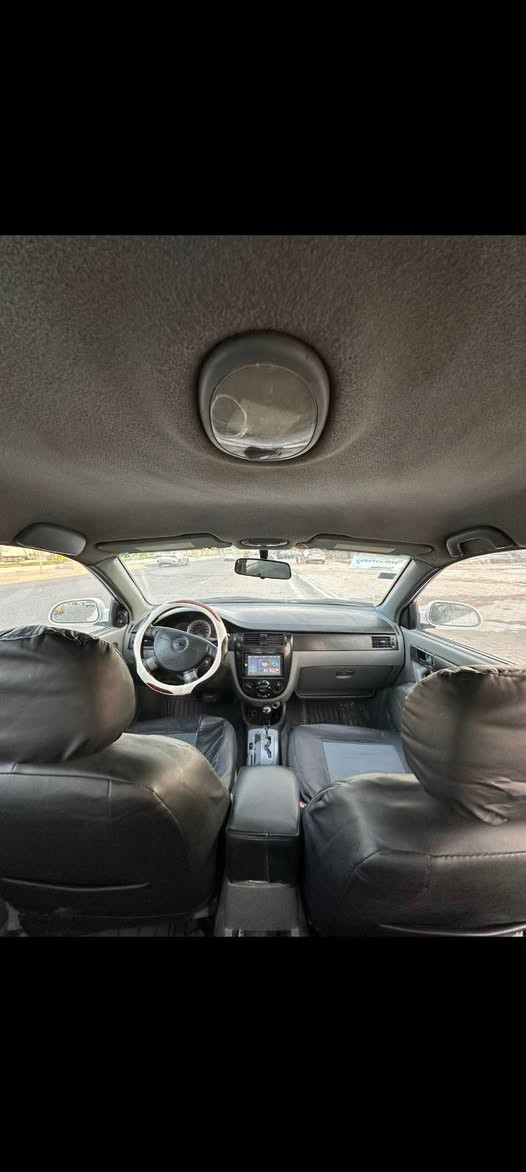 اوبترا 2006 رقم انكليزي سنوية لل2028 
محرك كير خير من الله كهربائيات كله شغاله سنتر لوك
سياره مناقصه شي كفاله من الضربة 
مصبوغه عام اثر جراد ومعمره هلال التايرات الخلفيه فقط
للبيع او للمراوس حسب الرغبة
السعر 60$
موقع البصره الزبير
***********
