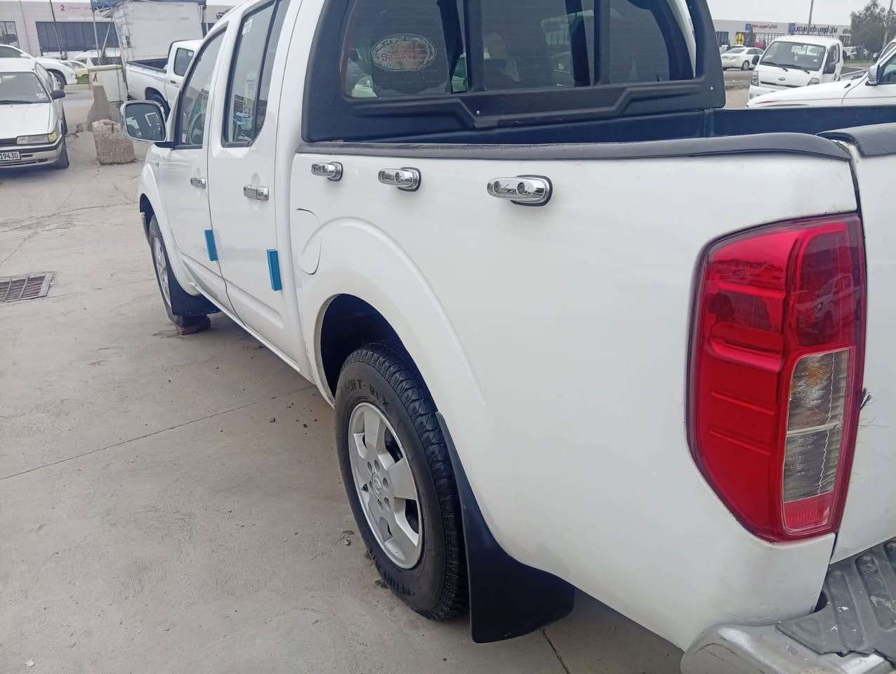 ناڤارامۆدێل 2009  بێ بۆیاخ بێ سارد مەکینەی نەکراوەتەوە سەوت و دوکەڵ و بوخاری نی یە سەنەوی تازەیە   تایەی تازەیە سەیارەکە لۆکەماڵی دۆستە  بەشەرتی هەموگیانی ئەیفرۆشم   بۆپەیوەندی 
  *********** 
  ***********
