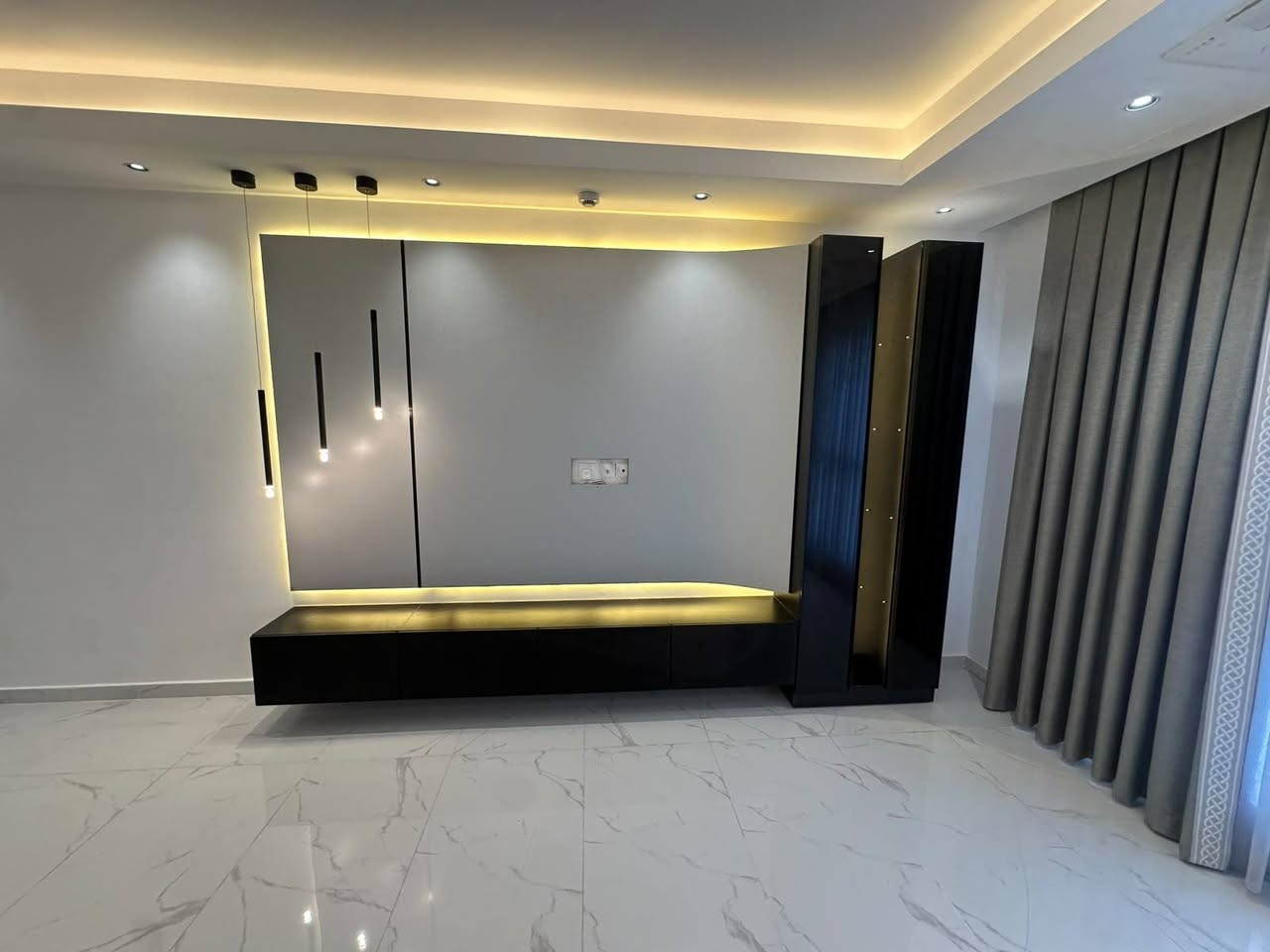 اعمالنا من داخل مجمع النسيم السكني C4

مطبخ مودرن
مدخل  الشقة مودرن
لوندري
ديكور بلازما مودرن
خشب hdf المقاوم للرطوبة والبكتريا والماء
للحجز والاستفسار يرجى مراسلة الصفحه او الاتصال برقم المعرض ***********
