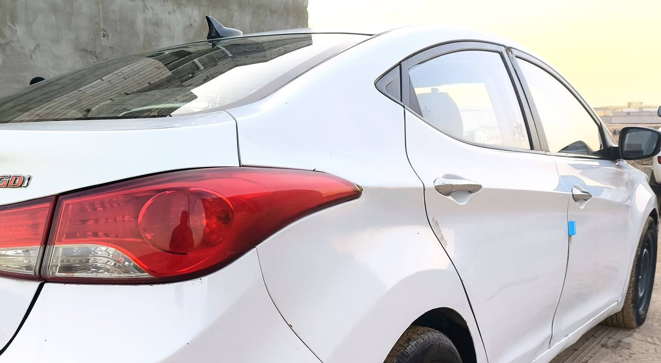 النترا 2014 السعر 53 ورقة
جاهزة من كلشي مابيهة اي نقص
گير محرك تبريد حدادة تخم تاير
كلة جديد ورقم وسنوية انگليزي
ادوات گصة العنوان البصرة 
للاستفسار ***********
