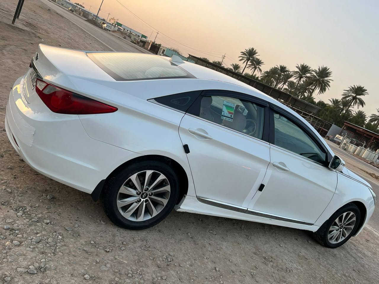 السلام عليكم  ورحمة الله وبركاته
سوناتا خليجي مديل 2013 شكل ال 14 .. خليجي  قطعه وحده فقط شرط سونار رقم اربيل دولي سنويه ال 2028
شرط تحويل ................
موصفات سياره 
محرك 2400  دوش المرغوب 
بجم ال 14 زنون 
أشاير بالمري 
مري شفط 
شفتات ستيرن 
صوت انفنتي 
دمام خلفي 
كشن كهرباء 
حساس خلفي أمامي 
داخل لونين 
فول تحكم ستيرن 
ويل  كروم جديد بلادي 
سياره جديده بمعنى الكلمة 
تخم تاير صدر مكينه كير كلها بشرط  لا تنقيص ولا تبخير
-------------------------------------------
مكان سياره بابل طريق الدولي سريع ....السعر 132 مجال كلش بسيط ‏‪***********‬‏
وتساب ‏‪***********‬‏
