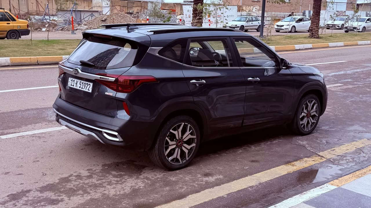 للبيع السعر مناسب جدا # 119 ورقه قفل 
كيا سيلتوز 2022 فول مواصفات لمتد عدا الفتحه كير مكينه حداديه تبريد كفاله ماشيه 103 Km مكينه 1600 تيربو سياره جديده بمعنى الكلمه رقم بغداد تحويل مباشر مكاني بغداد العامريه *********** بغداد, العراق
