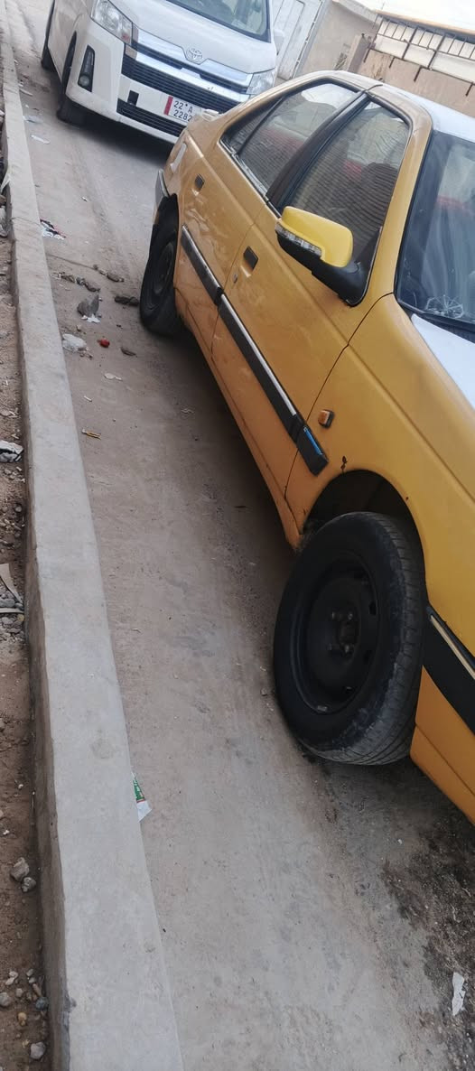 بيجو 405 موديل 2012 للبيع مصفره هيئه وغرامات سياره جاهزه كبل لشارع حته اذا مراوس حسب القناعه  خابر وتدلل رقم ميسان موجوده في ميسان ***********
