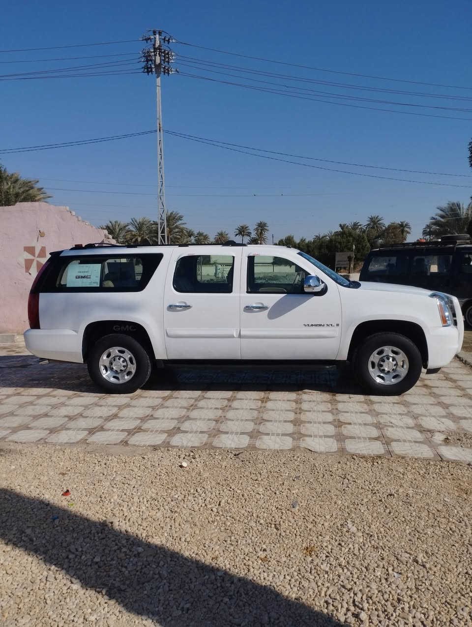 السلام عليكم من رخصت مدير الكروب للبيع2009 يوكن فحل 8 برغي طبله السياره جديده محرك وكير  واكسن جدد تدفئه وتبريد جاهز مكفولة من الضربه والتبديل السياره اصل شمباني مداور ثاني يوم السعر 195 مكان بابل ***********
