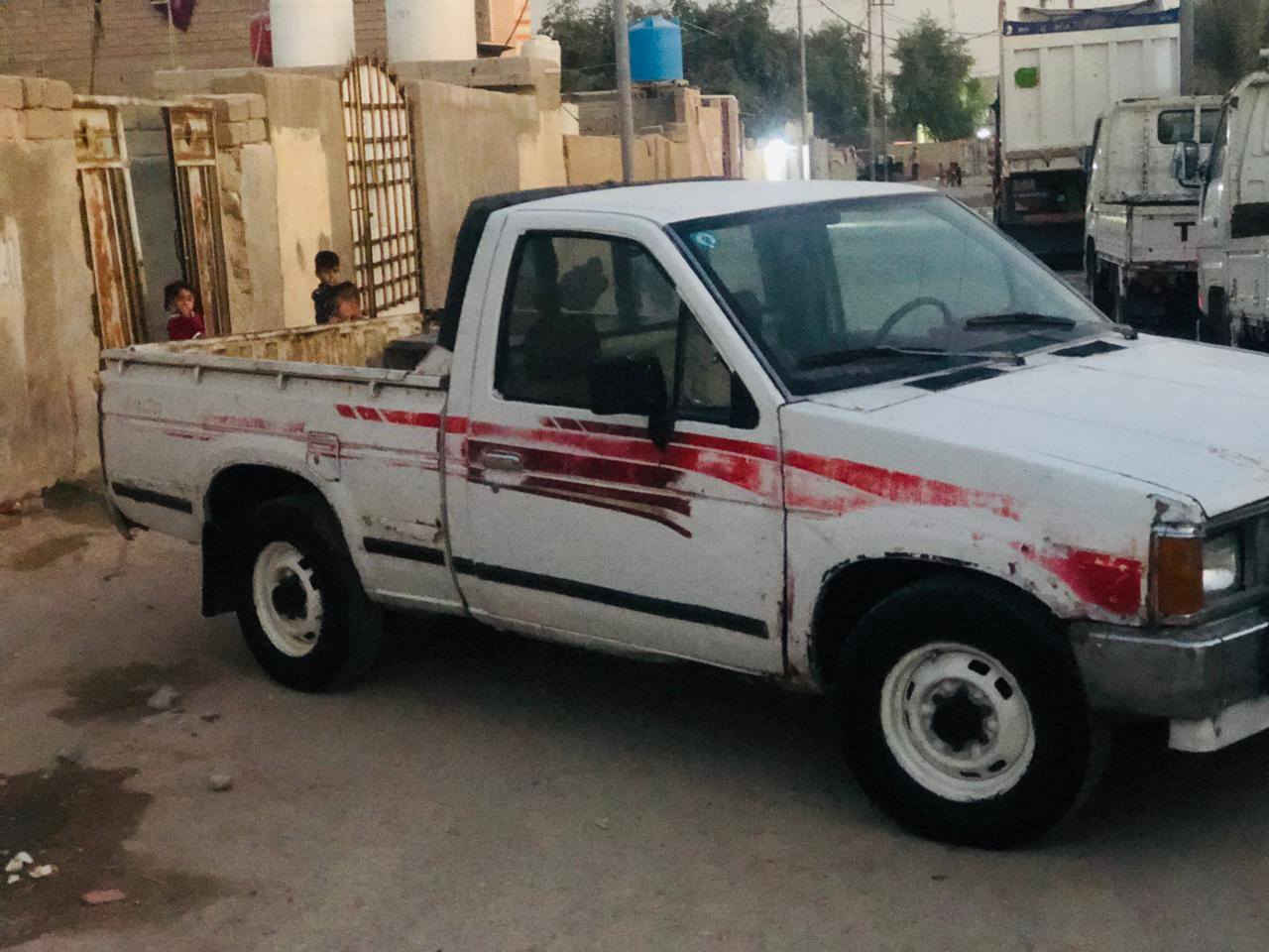 السلام عليكم نيسان تك موديل ١٩٩١ السياره جاهزه حداده كير ومكينه ونجي كير عادي السعر ٤٠ وبيها مجال للتواصل ***********
