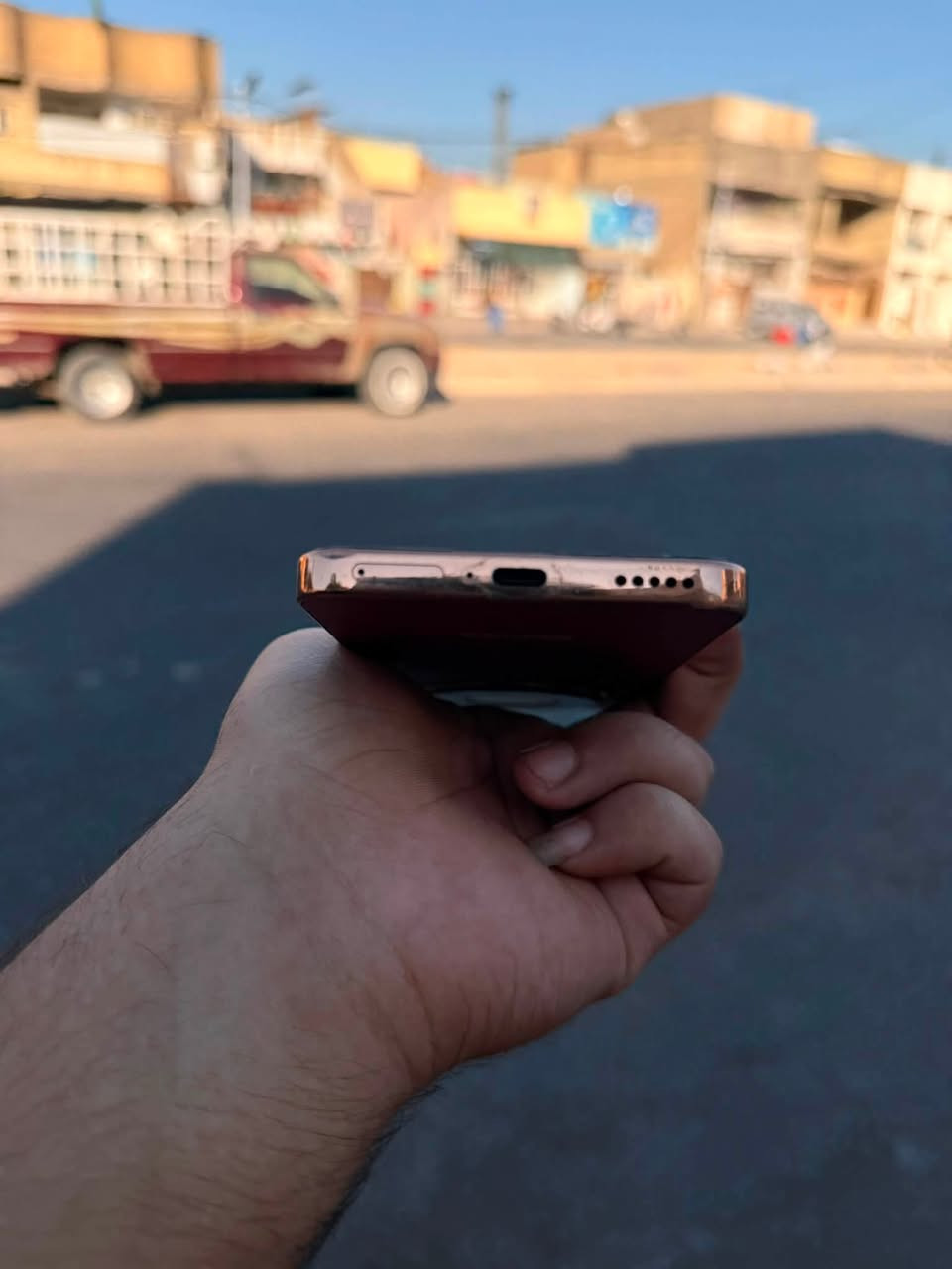 السلام عليكم هونر X9D بيع فقط
شاشه امولد 120HZ
بطارية سلكون كاربون 8300وياه شاحنته 66واط
معالج سناب دراجون 6جين 4
كامره 108ميكابسل من شركه ماتركس
ضهر جلد التلفون نضافة 98٪
بي بس فطر صغير يم الكامره يعني ماواصله لكامره بصفه ومامبين حته 
السعر 450قفل
*********** مكاني مدينه الصدر
