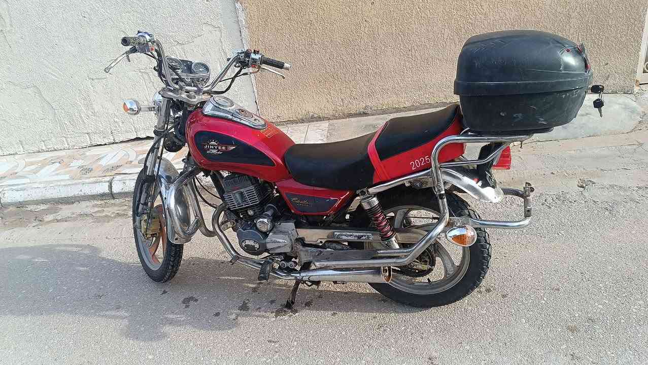 السلام عليكم 
تايموته 2017 
تعمير 2025  وب450 وبيها مجال لشراي 
***********
مكاني  ناصريه الاسكان الصناعي
