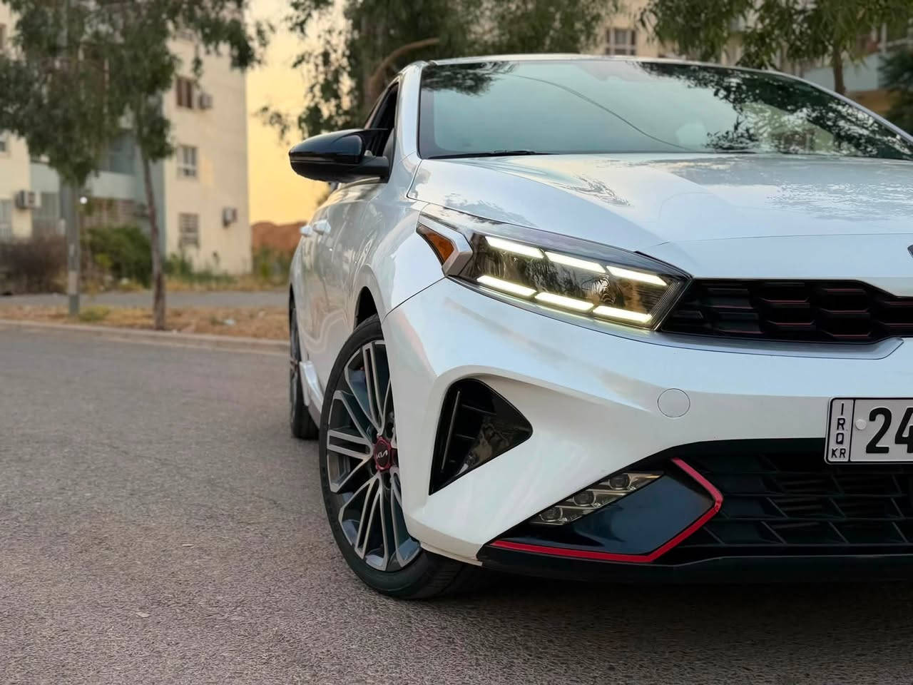 🔥KIA FORTE 2023 GT 🔥 
🔴 السياره كلين ليبل واحد بدون صبغ بدون تبديل بدون ايرباك ✅
فقط الدعاميه الاماميه ✅ 
🔴 علق رقم 1 يوصلك السعر مباشر 
فول مواصفات 1/1 
فتحة سقف 
بصمة تشغيل
كشنات تدفئة وتبريد
محرك 16 توربو
شاحن لاسلكي
بصمة أبواب
تشغيل عن بعد
هاند بريك بصمة 
اوتو هولد
تبريد قطعتين❄️
ثلاث وضعيات قيادة
كير توماتيك وعادي 7 نمرات
قيادة ذاتية 
توقف ذاتي 
رادارات جانبية وأمامية وخلفية
سماعات سستم HARMAN 
شاشة كبيرة 9 انج
انارة داخلية لون احمر
ليد امامي زينون
ليد خلفي زينون
شفتات ستيرن رياضي
دبل كروز
كير DCT دبل كلج
كشن السائق كهربائي
ليد بالمري
نقطة عمياء
ابل كار بلي 
حاكية تنصي التبريد عند الاتصال بالهاتف
رقم دهوك هزه وسنويه جديده 
مكان السيارة 📍أربيل 
للاستفسار : 
***********
***********
