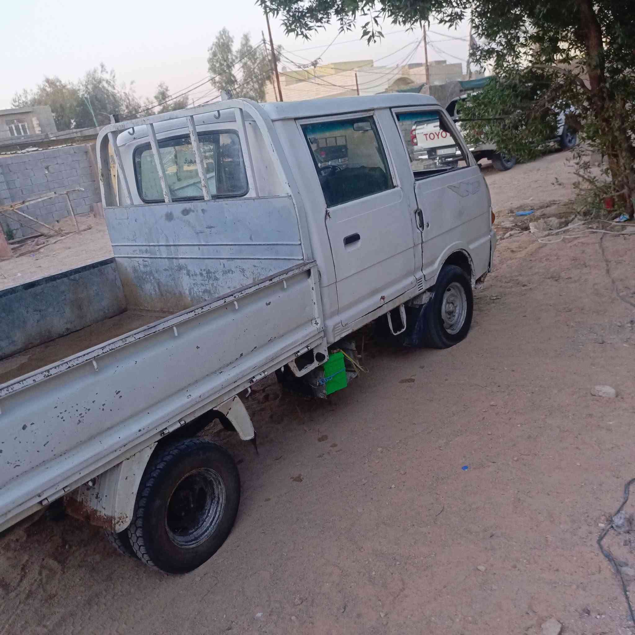 كيه موديل 96 رقم بابل هزه جديده باقيه على البصمه وصل تسليم اللوحات موجود مكفوله من كلشي المكينه بيهه بخار من غير تنقيص المكان ب نجف السعر 40 ورقه ***********
