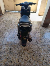 بوليسي • صيني • نضيفه