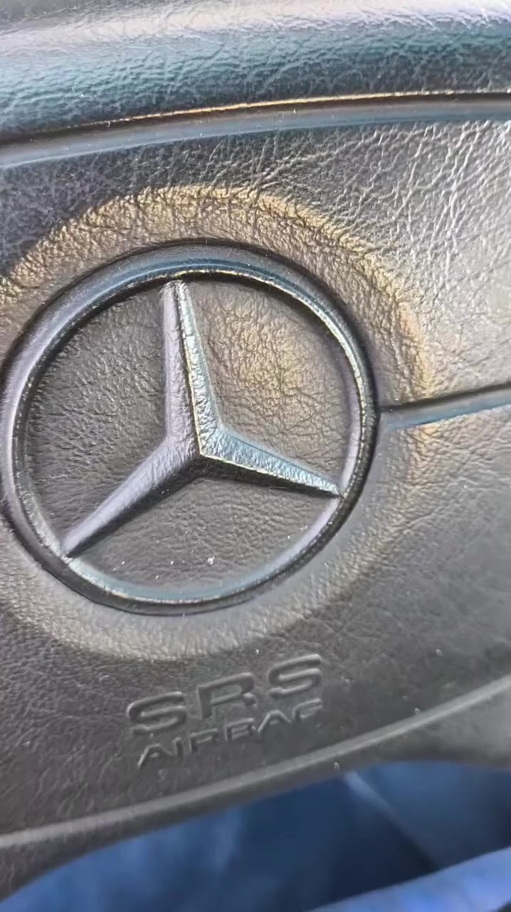 السلام عليكم مرسيدس دب كوبي محرك اربعه خراطيم السياره جاهزه فقط صبغ جماليه عنوان السياره كركوك السعر على الواتساب***********
