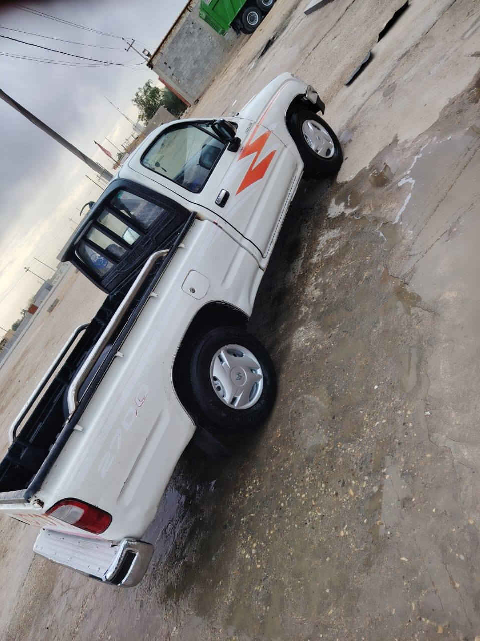 السلام عليكم بيكم جمره للبيع رقم ذي قار سياره مقفوله من اي شيء محرك وشاصي شرط الاتصال على الرقم ***********
