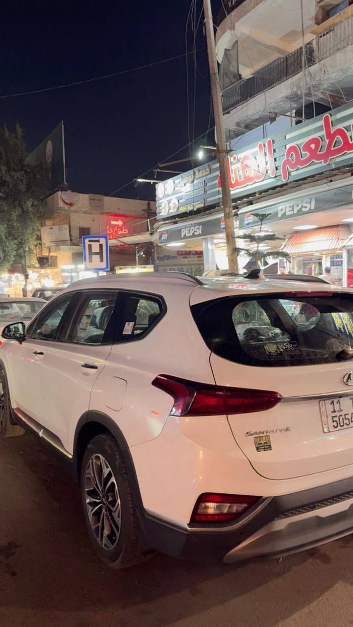 سنتافي2019 خليجي كويتيه 
فوول مواصفات 
كفاله عامة السيارة 
ملاحظات بسيطة جدآ
ماشية 60 الف
رقم بغداد 
 مكان السيارة زيونة
السعر 205
التواصل مع صاحب السيارة👇
***********
