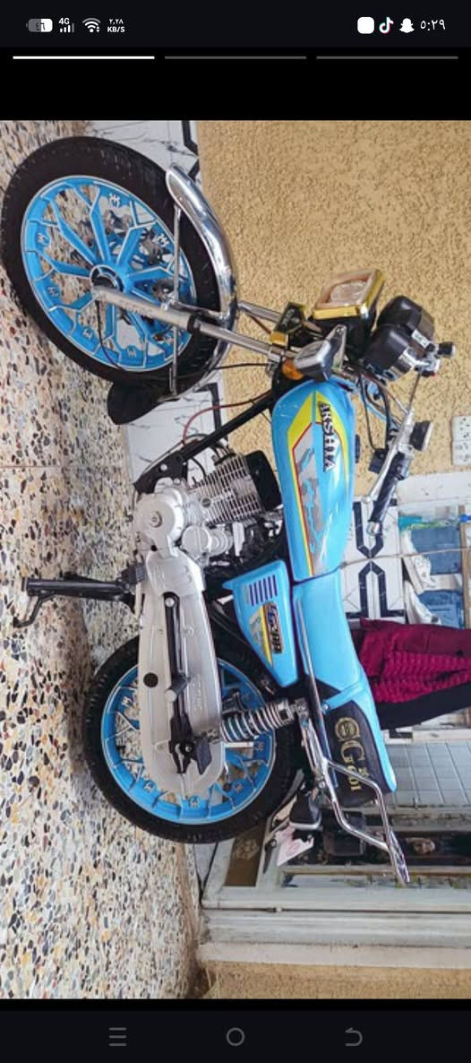 سلام عليكم دراجه البيع موديل 17صارلهه 7شهر من طالعه اوراق اصولي بسمي سعرهه مليون وبيهه مجال‏‪***********‬‏ رقم الاتصال
