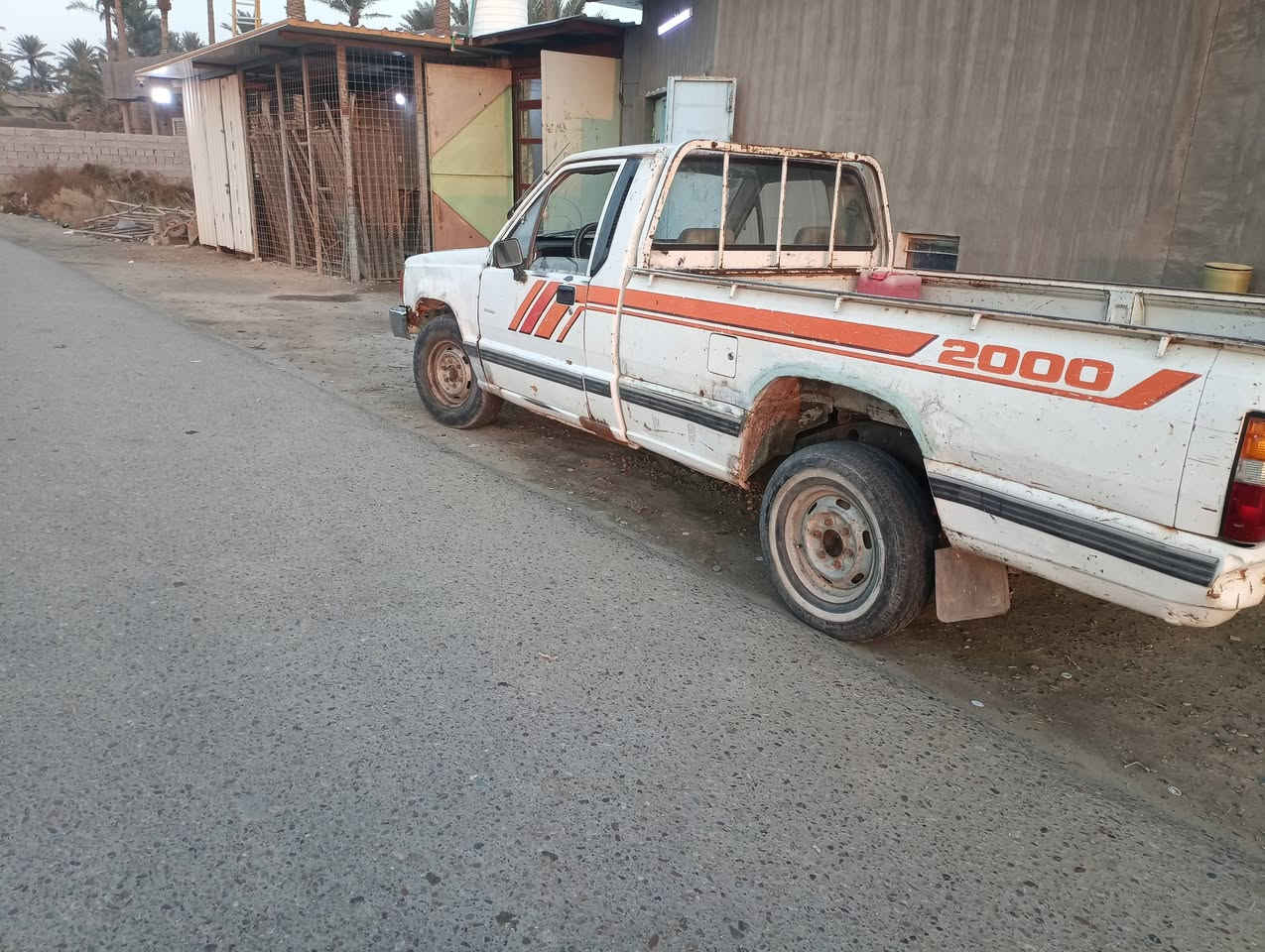 السلام عليكم..
بيك أب مسيوبيشي 88 مسمكره محرك وكير ولأكسل جيد.. بدي طويل رقم بغداد انكليزي السعر 22 بيها مجال 
*********** أبو غريب
